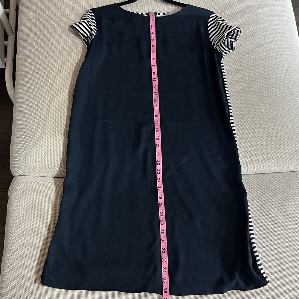 Very cute! MARELLA Navy Shift Dress with Black and White Striped Sleeves - Picture 11 of 12